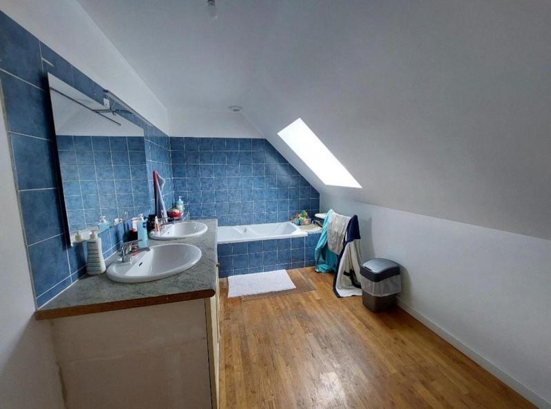 Maison - 156 m² - 7 pièces