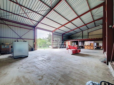 Local d'activités - 280 m²