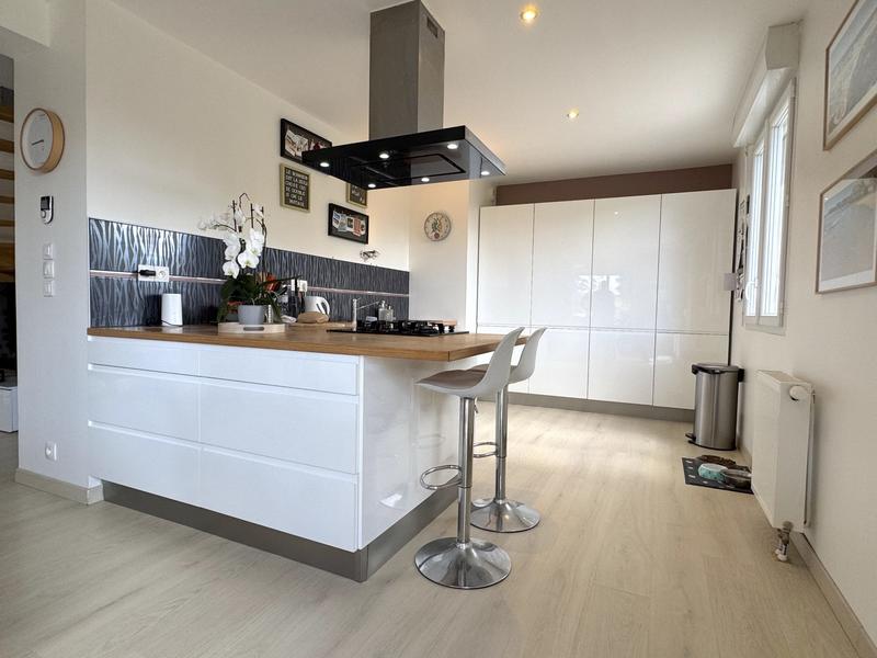 Maison - 102 m² - 5 pièces