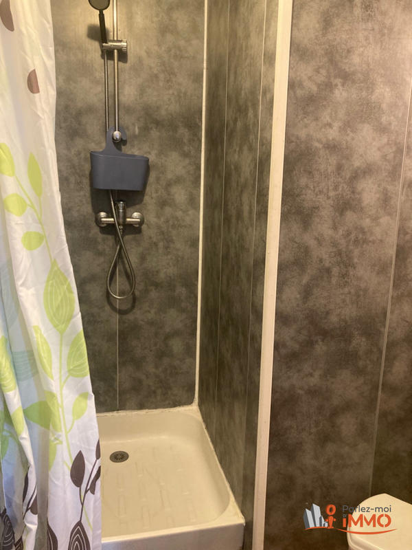 Maison - 299 m² - 12 pièces