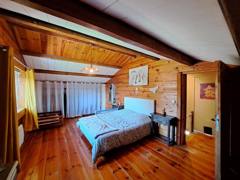 Maison - 140 m² - 4 pièces