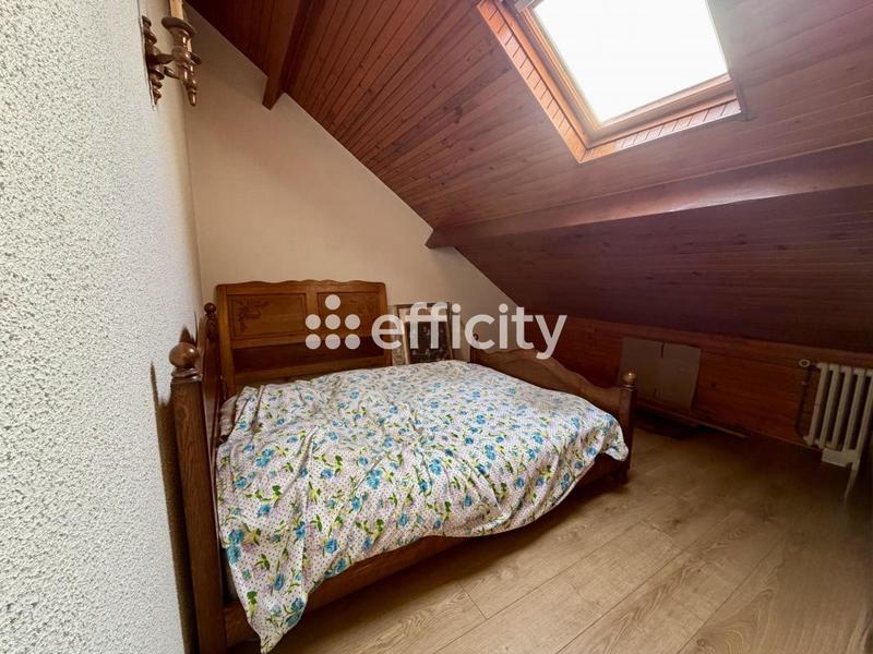 Pavillon - 132 m² - 8 pièces