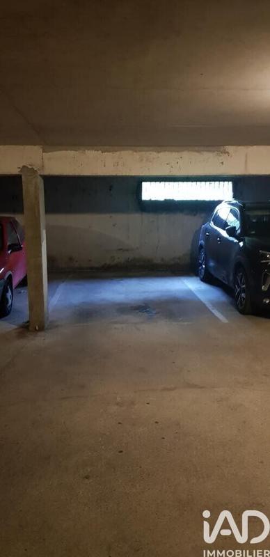 Parking - 13 m²