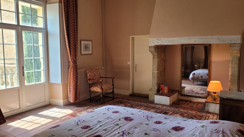 Château - 280 m² - 13 pièces