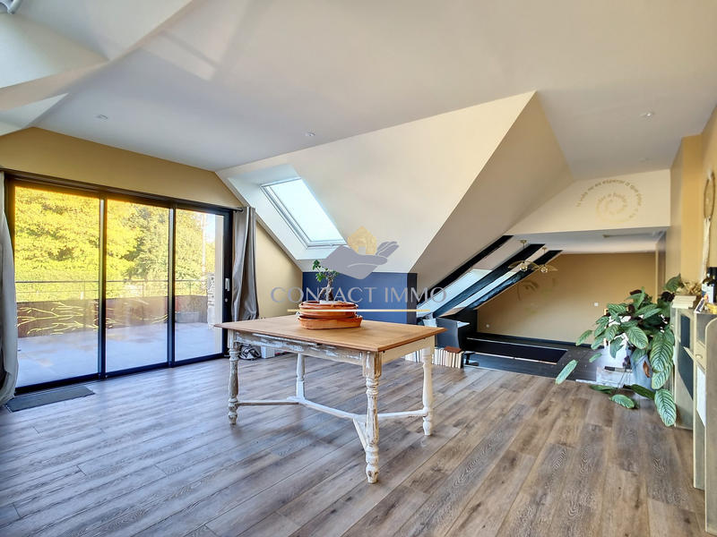 Maison - 293 m² - 8 pièces