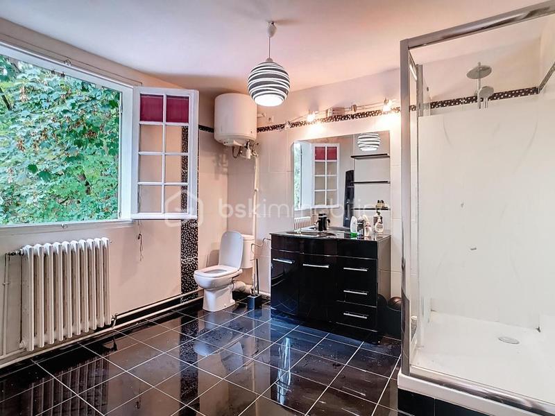 Demeure - 155 m² - 6 pièces