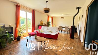 Maison - 81 m² - 5 pièces