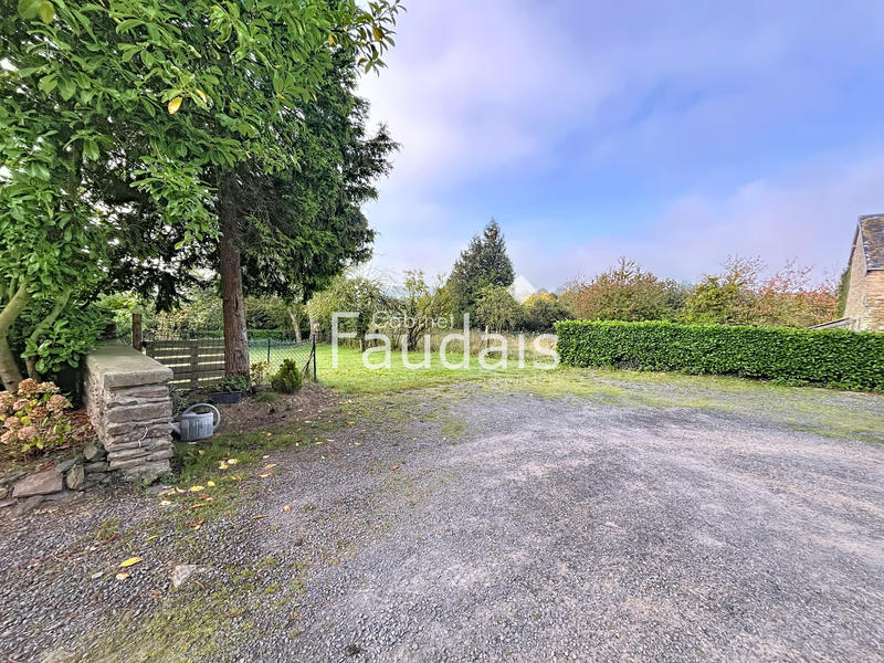 Maison - 212 m² - 8 pièces