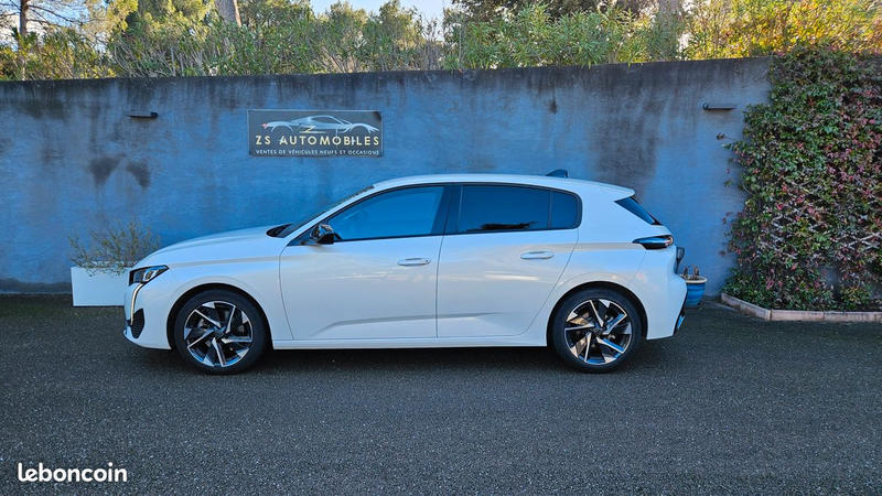 Peugeot 308 1.5 BlueHDI Eat8 Allure 130ch