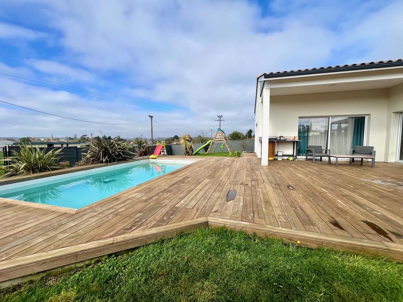 Maison - 126 m² - 4 pièces