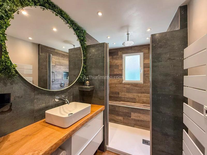 Appartement - 123 m² - 5 pièces