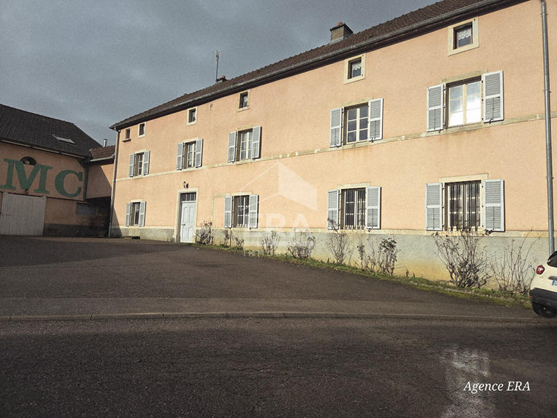 Local commercial - 1 815 m²