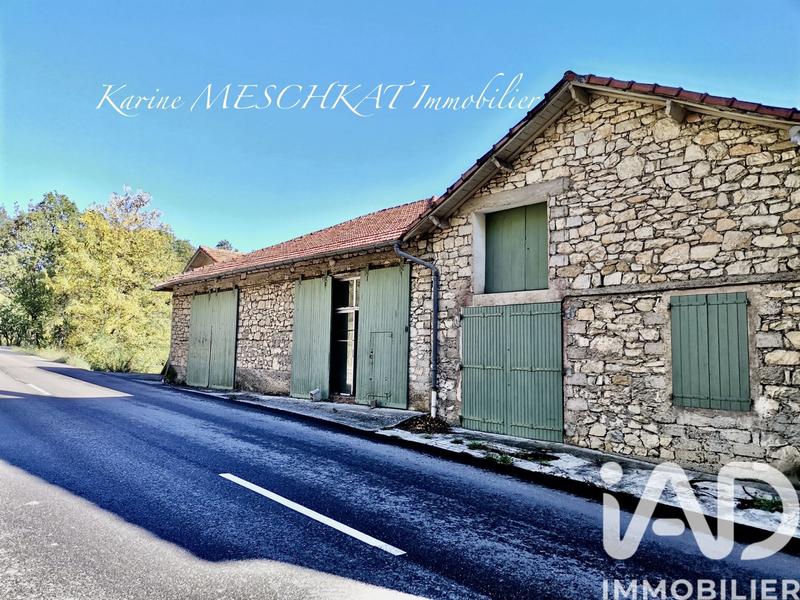 Maison - 308 m² - 10 pièces