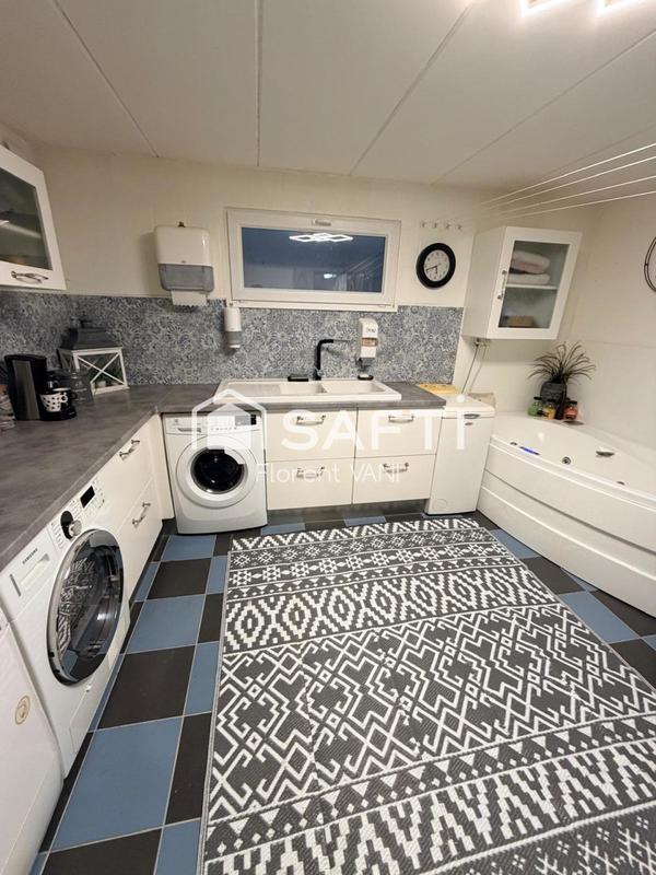 Maison - 140 m² - 6 pièces