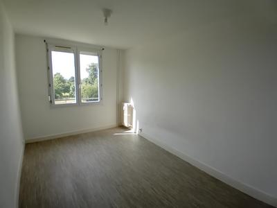 Appartement - 93 m² - 5 pièces
