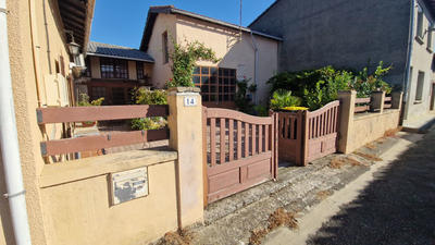 Maison - 95 m² - 4 pièces