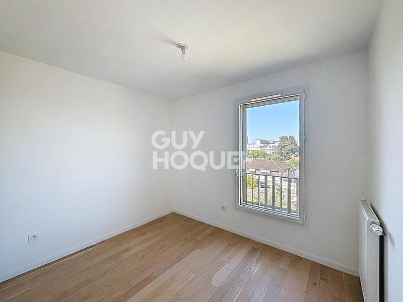 Appartement - 95 m² - 4 pièces