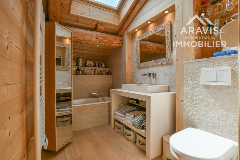 Châlet - 425 m² - 6 pièces