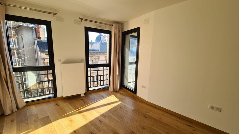 Appartement - 85 m² - 4 pièces