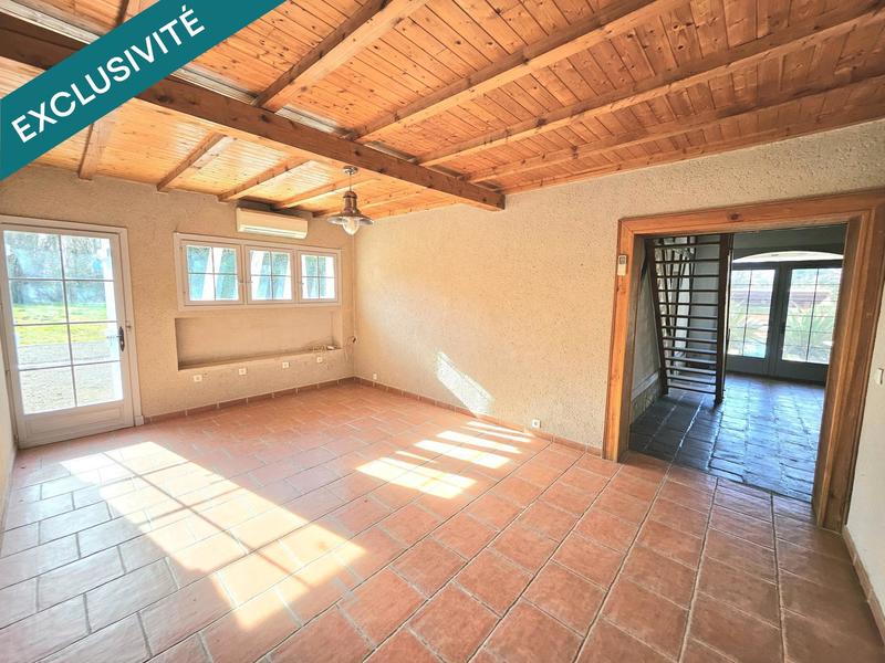 Maison - 300 m² - 9 pièces