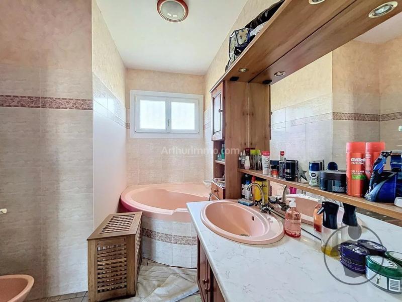 Maison - 140 m² - 5 pièces