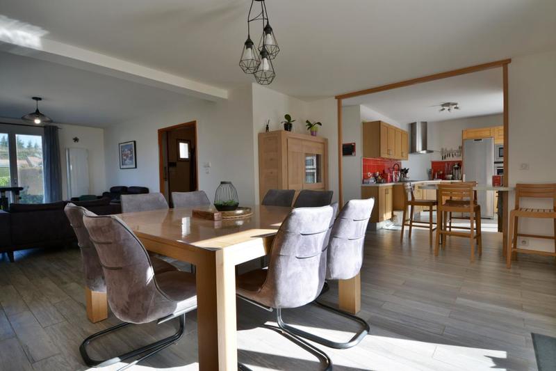 Maison - 122 m² - 6 pièces