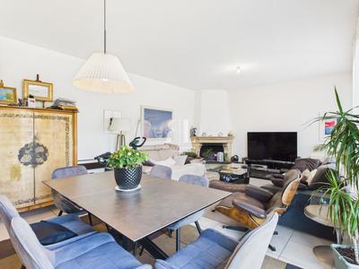 Appartement - 80 m² - 3 pièces