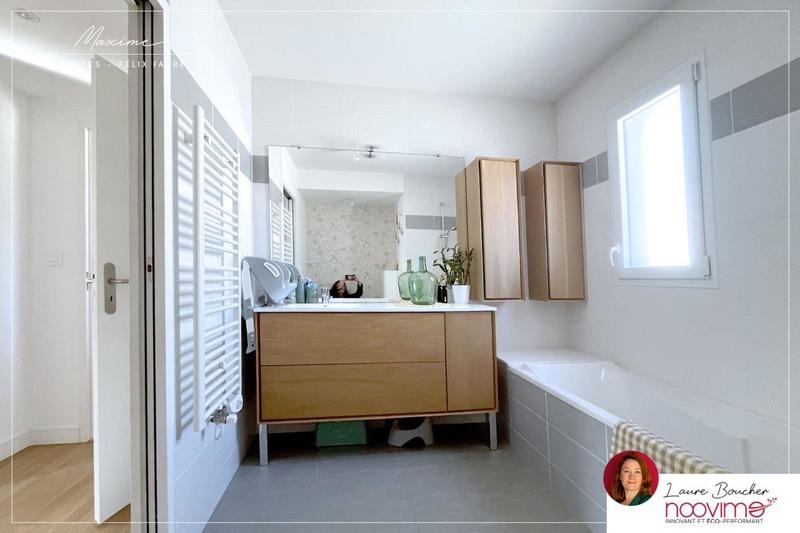 Appartement - 80 m² - 4 pièces