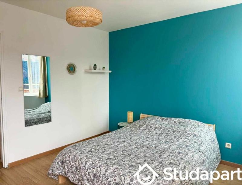 Chambre - 14 m² - 1 pièce