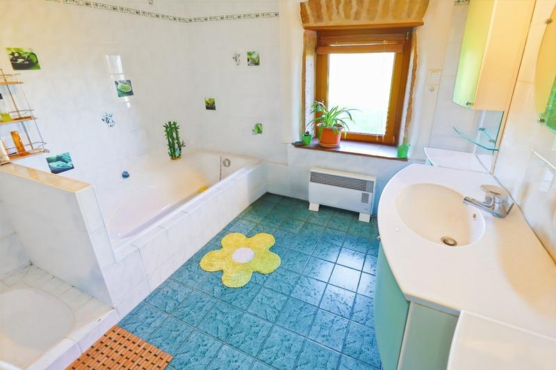 Maison - 198 m² - 8 pièces