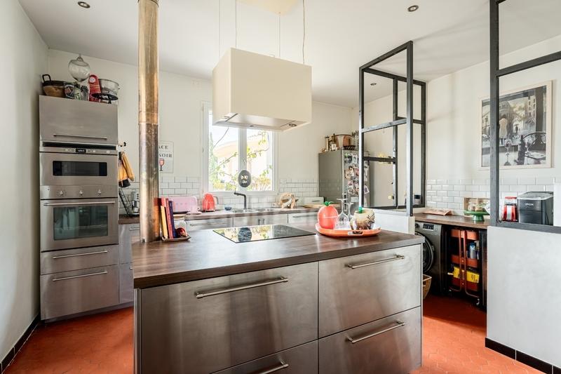 Maison - 225 m² - 7 pièces