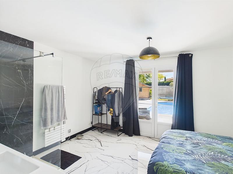 Maison - 172 m² - 5 pièces