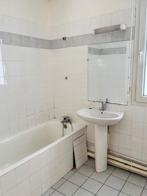 Appartement - 65 m² - 2 pièces