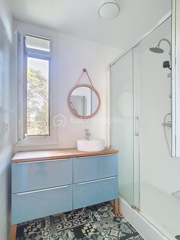 Appartement - 70 m² - 4 pièces