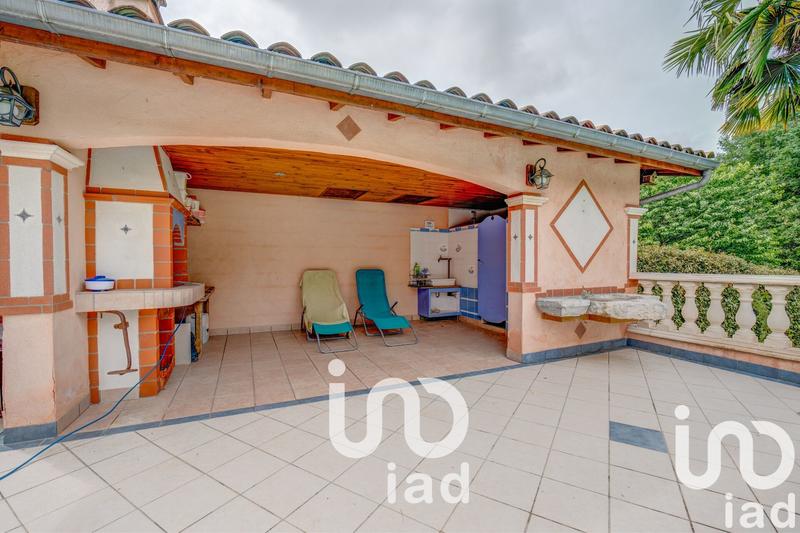 Maison - 210 m² - 7 pièces