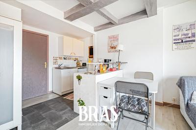 Studio - 24 m² - 1 pièce