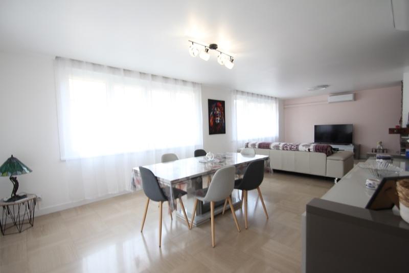 Appartement ancien - 116 m² - 3 pièces