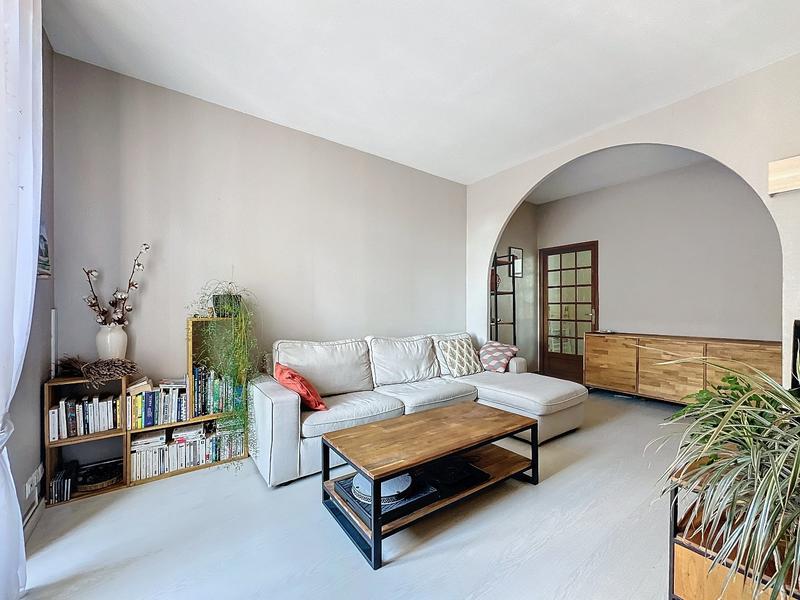 Maison - 93 m² - 5 pièces