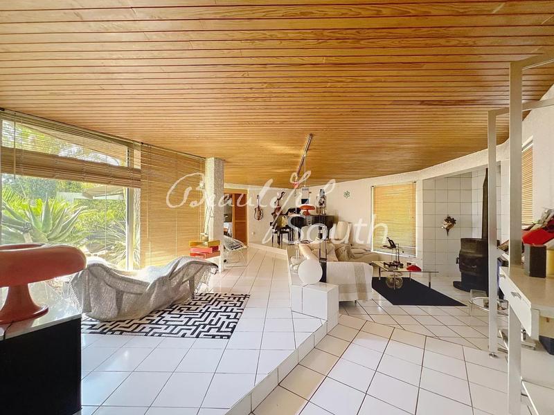 Villa - 202 m² - 5 pièces