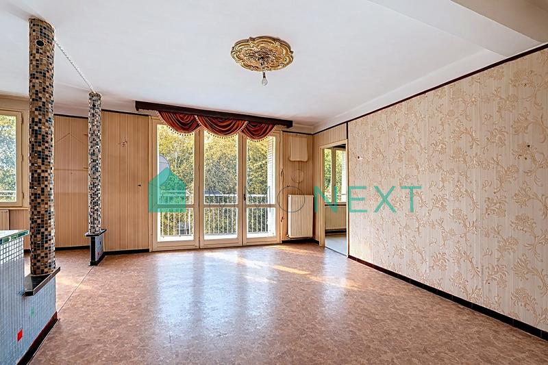 Appartement - 83 m² - 4 pièces