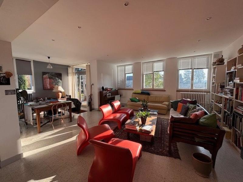 Maison - 185 m² - 9 pièces