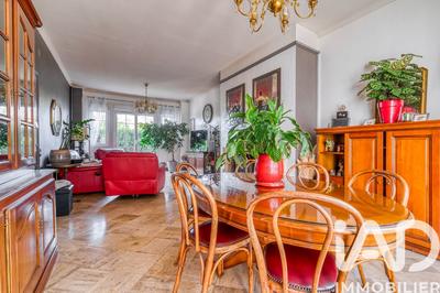 Maison - 170 m² - 6 pièces