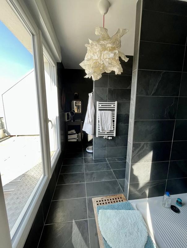 Appartement - 128 m² - 3 pièces