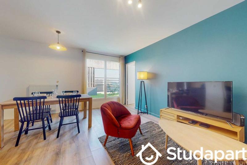 Chambre - 10 m² - 1 pièce