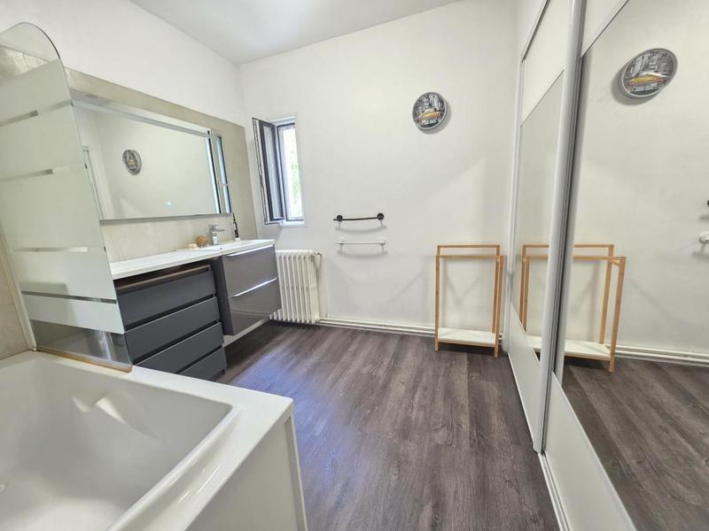 Maison ancienne - 220 m² - 8 pièces