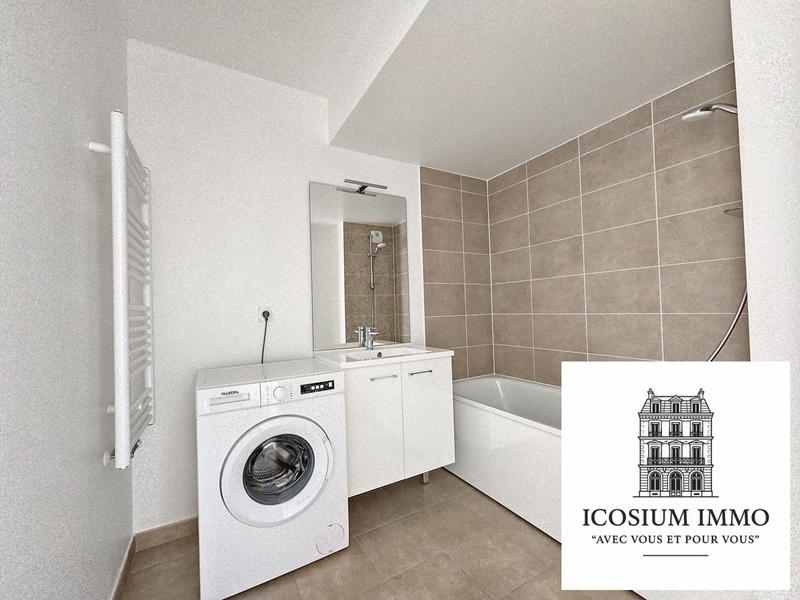 Appartement - 80 m² - 4 pièces