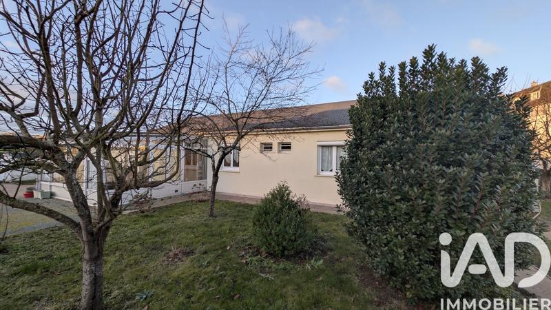 Maison - 90 m² - 5 pièces