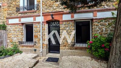 Maison - 147 m² - 9 pièces