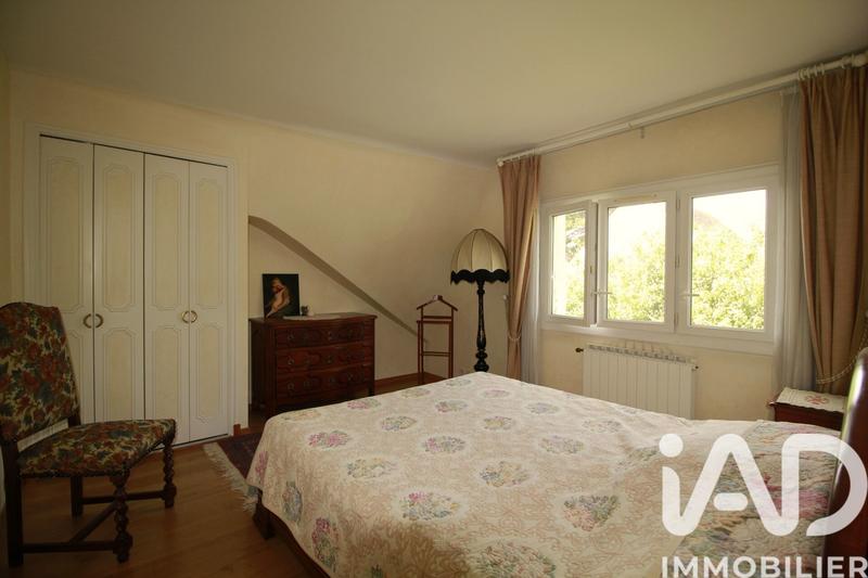 Maison - 192 m² - 6 pièces