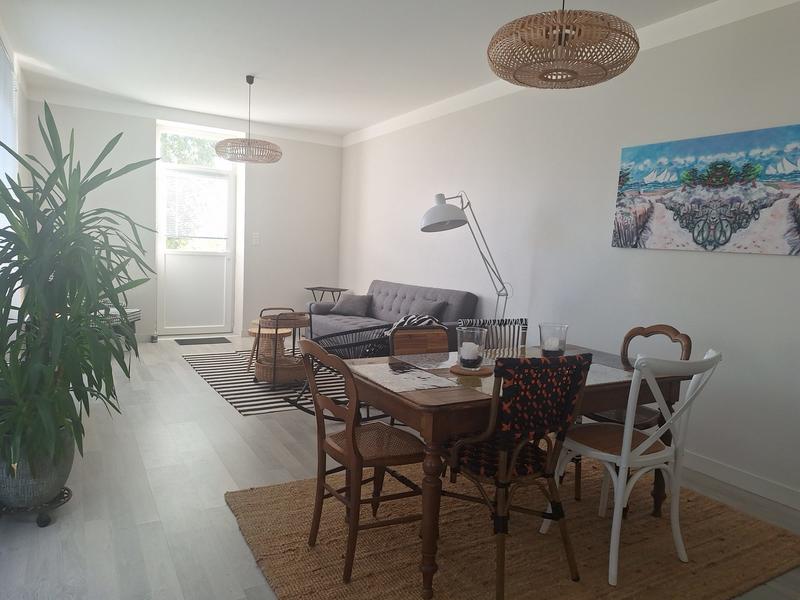 Maison - 408 m² - 11 pièces